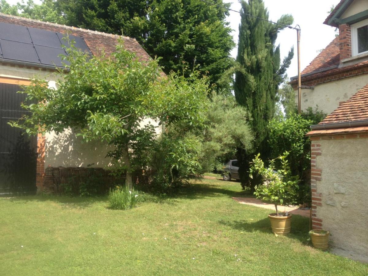 Moulin En Bord De Riviere - Logement Atypique Chevillon-sur-Huillard Luaran gambar